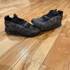 On Running Men's Charcoal and Black Athletic Shoes